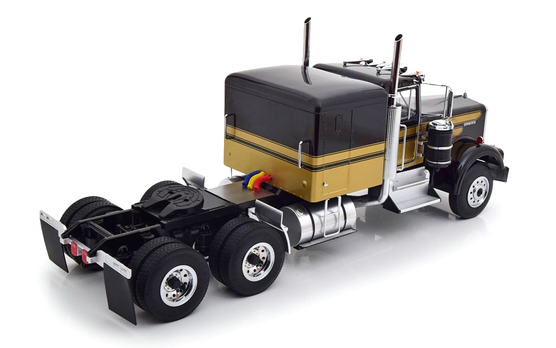 Kenworth W900 Tractor Truck 3-Assi 1989 black/gold 1:18 Road Kings