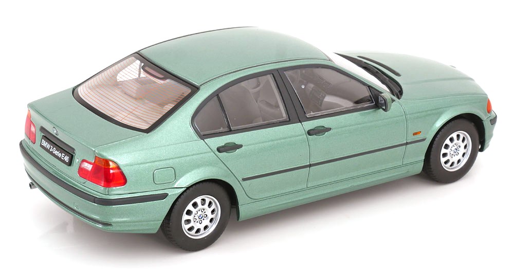 BMW 3-Series E46 1999 green 1:18 KK Scale