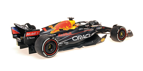 Red Bull Racing Honda RB18 #1 M.Verstappen Winner Abu Dhabi 2022 1:12 Minichamps