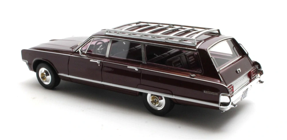 Chrysler Town&Country SW Station Wagon 1966 ruby 1:43 Matrix Scale Models
