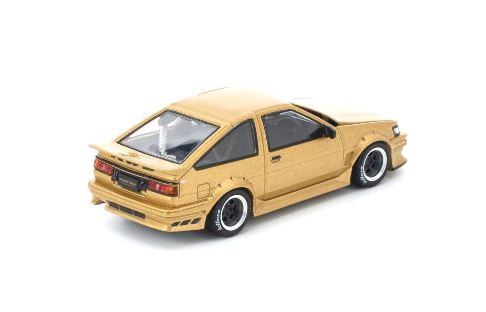 Toyota RWB AE86 gold 1:64 Pop Race