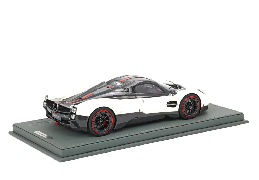 Pagani Utopia Bianco Benny 1:18 B.B.R.