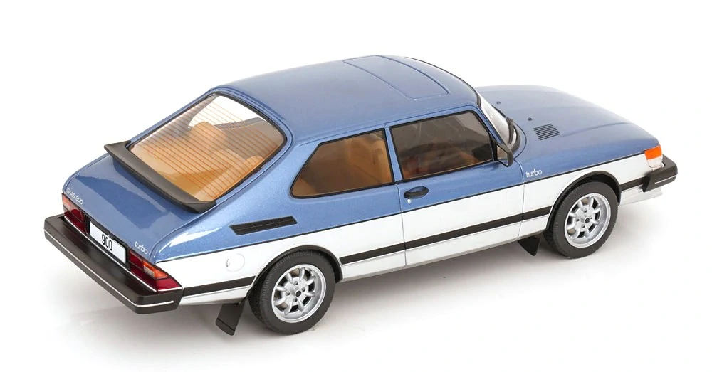 Saab 900 Turbo 1981 blue/silver 1:18 MCG 