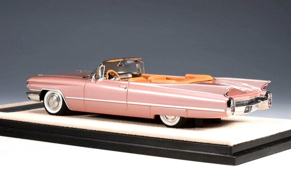 Cadillac Series 62 Convertible 1960 persian sand poly 1:43 Stamp Models