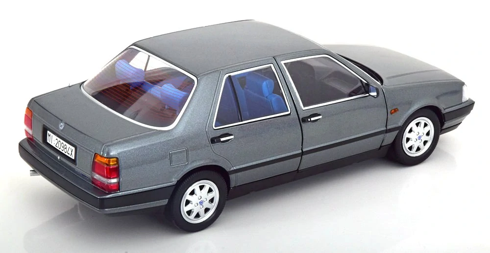 Lancia Thema Turbo i.e. 1S 1984 grey metallic 1:18 Mitica
