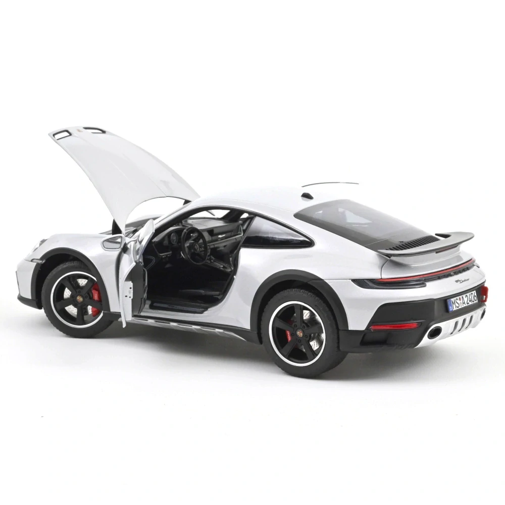 Porsche 911 Dakar 2023 ice grey metallic 1:18 Norev