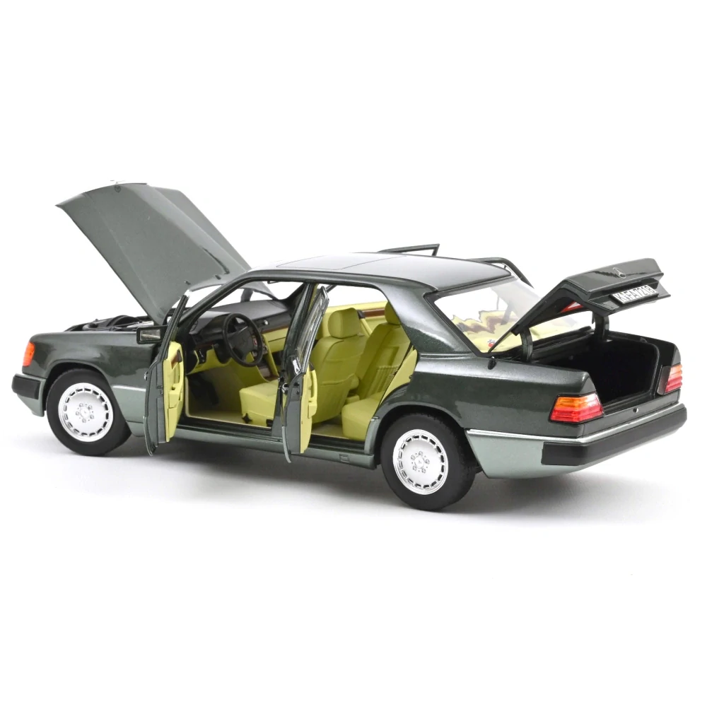 Mercedes-Benz 230 E 1990 night green metallic 1:18 Norev