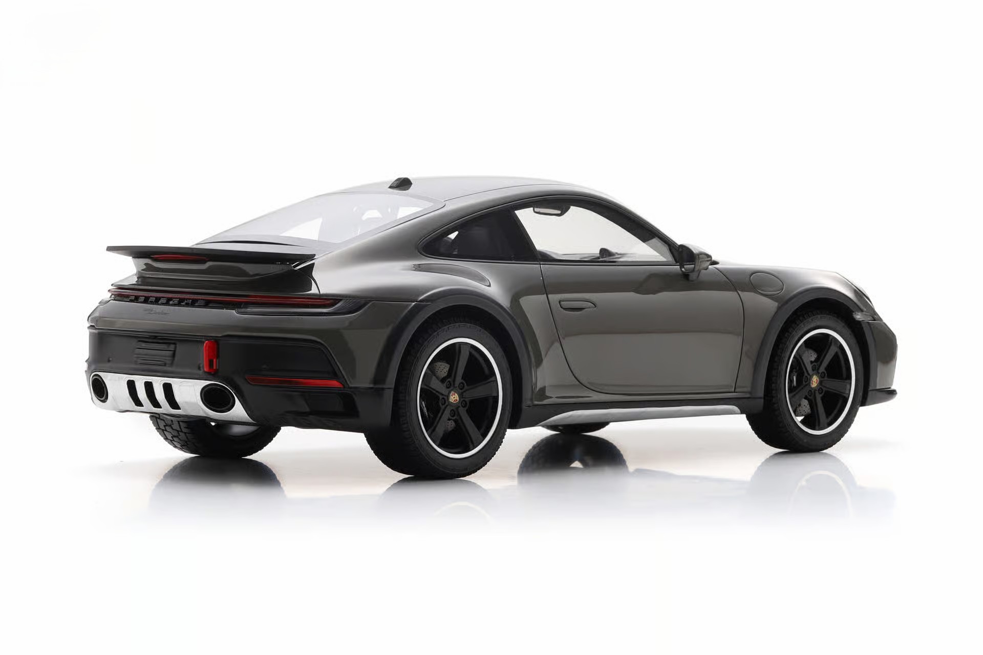 Porsche 911 Dakar 992 2023 Alex grey 1:12 Spark
