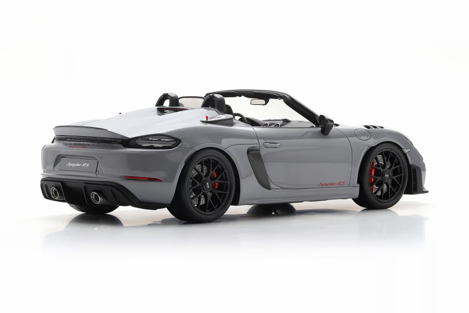 Porsche 718 Spyder RS Weissach Package 2023 nardo grey 1:12 Spark