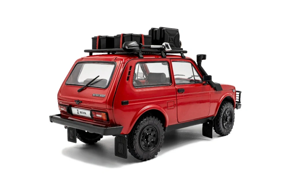 Lada NIVA 1980 red 1:18 Solido