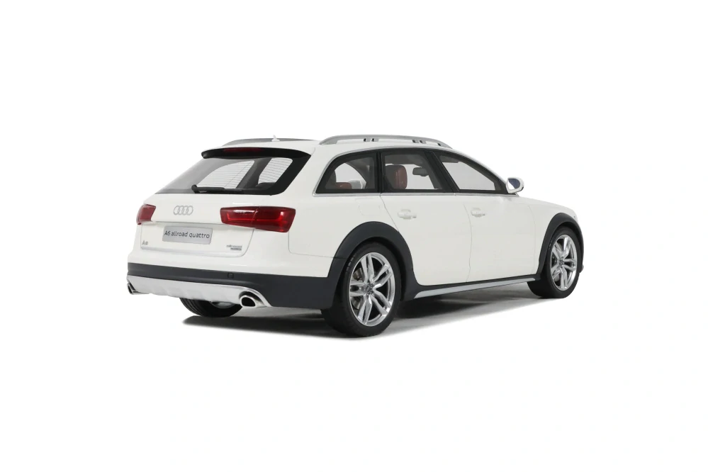 Audi All Road C7 2015 Ibis white 1:18 OttOmobile