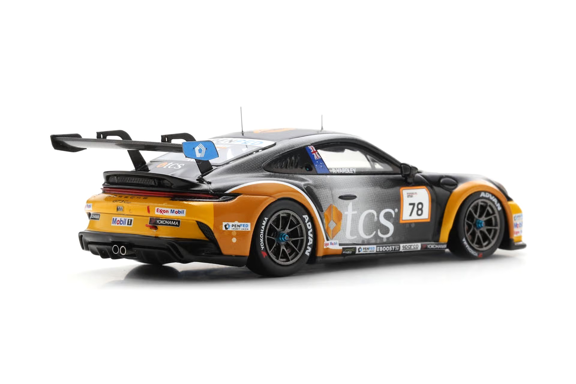 Porsche 911 GT3 Cup #78 R.Yardley Porsche Deluxe Carrera Cup North America Champion 2025 1:43 Spark