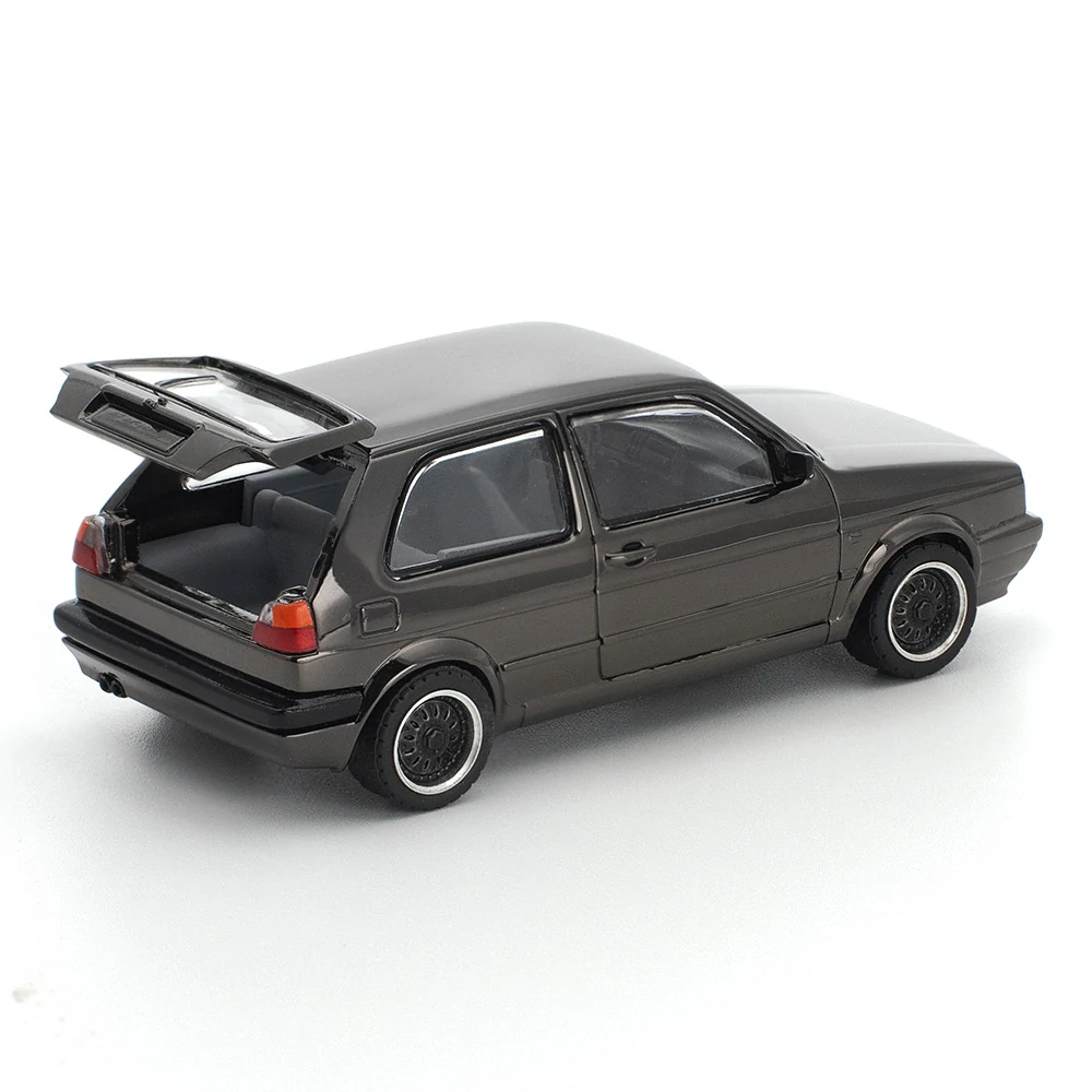Volkswagen Golf GTI MK2 *The Dark Chrome Series* dark chrome 1:64 Pop Race