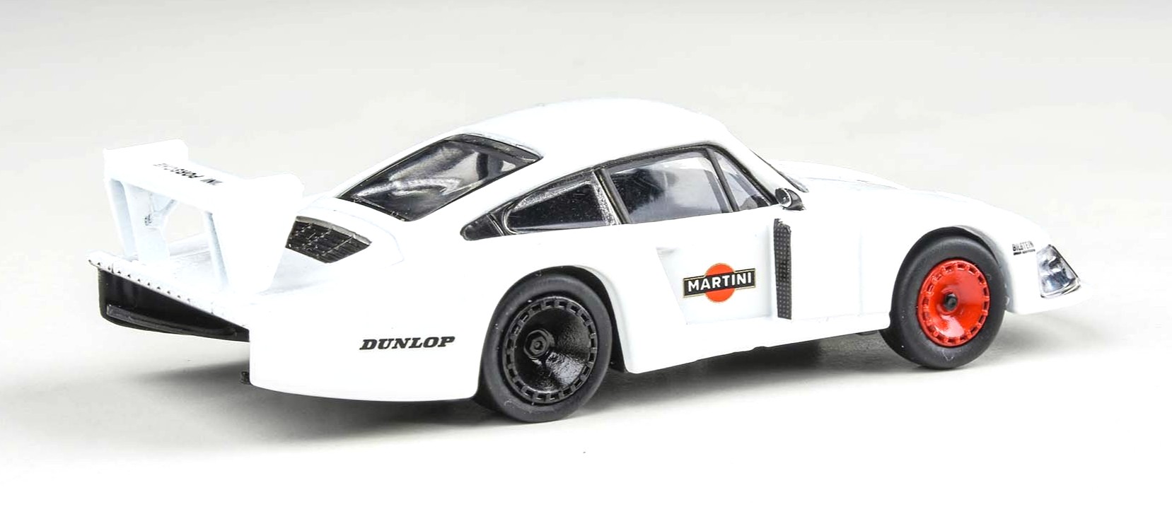 Porsche 935/78 3.2L Turbo Team Martini Racing Porsche System Test Car 1978 1:64 Para64