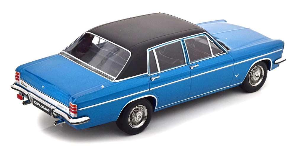 Opel Diplomat V8 1969 blue metallic 1:18 Norev