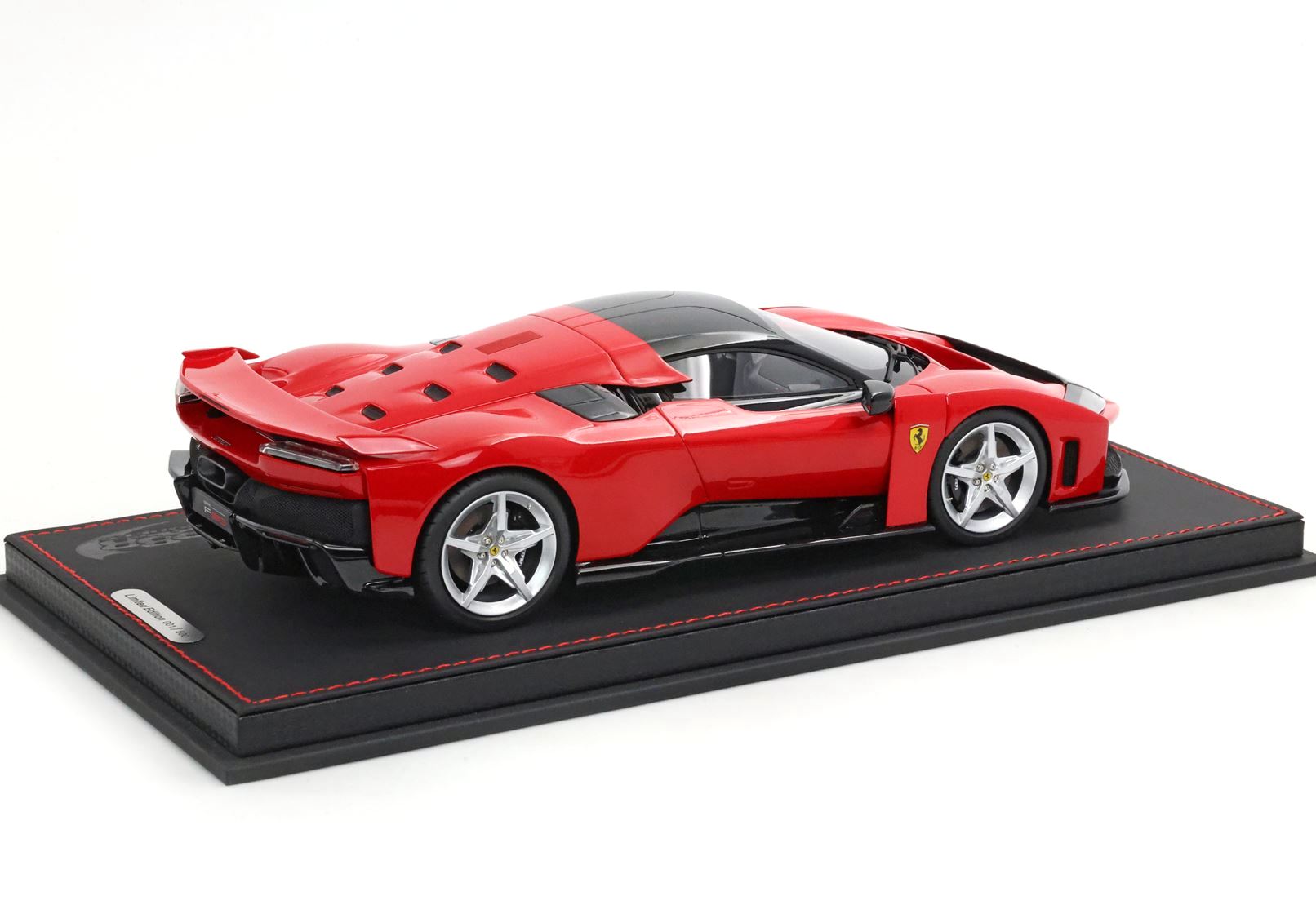Ferrari F80 Rosso Corsa silver wheels 1:18 B.B.R.