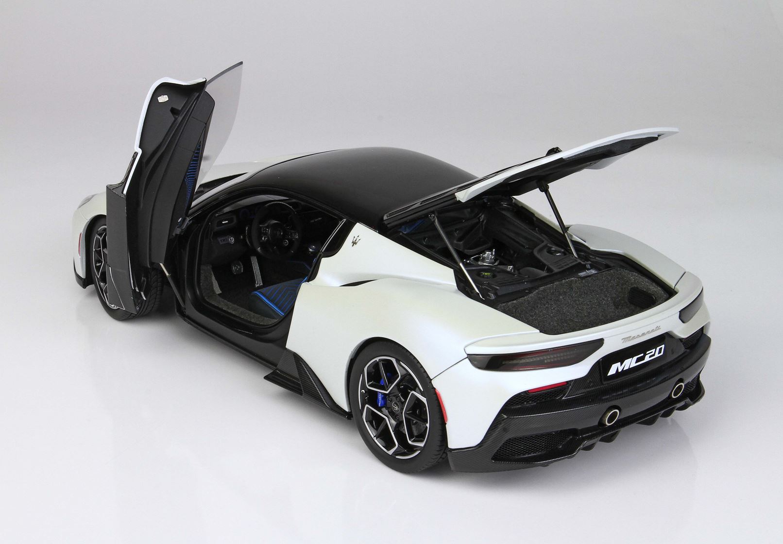 Maserati MC20 White Audace 1:18 B.B.R. 