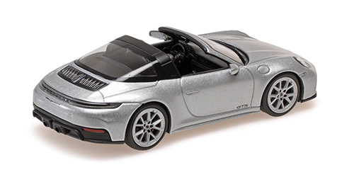 Porsche 911 (992.2) Targa 4 GTS 2024 silver 1:43 Minichamps