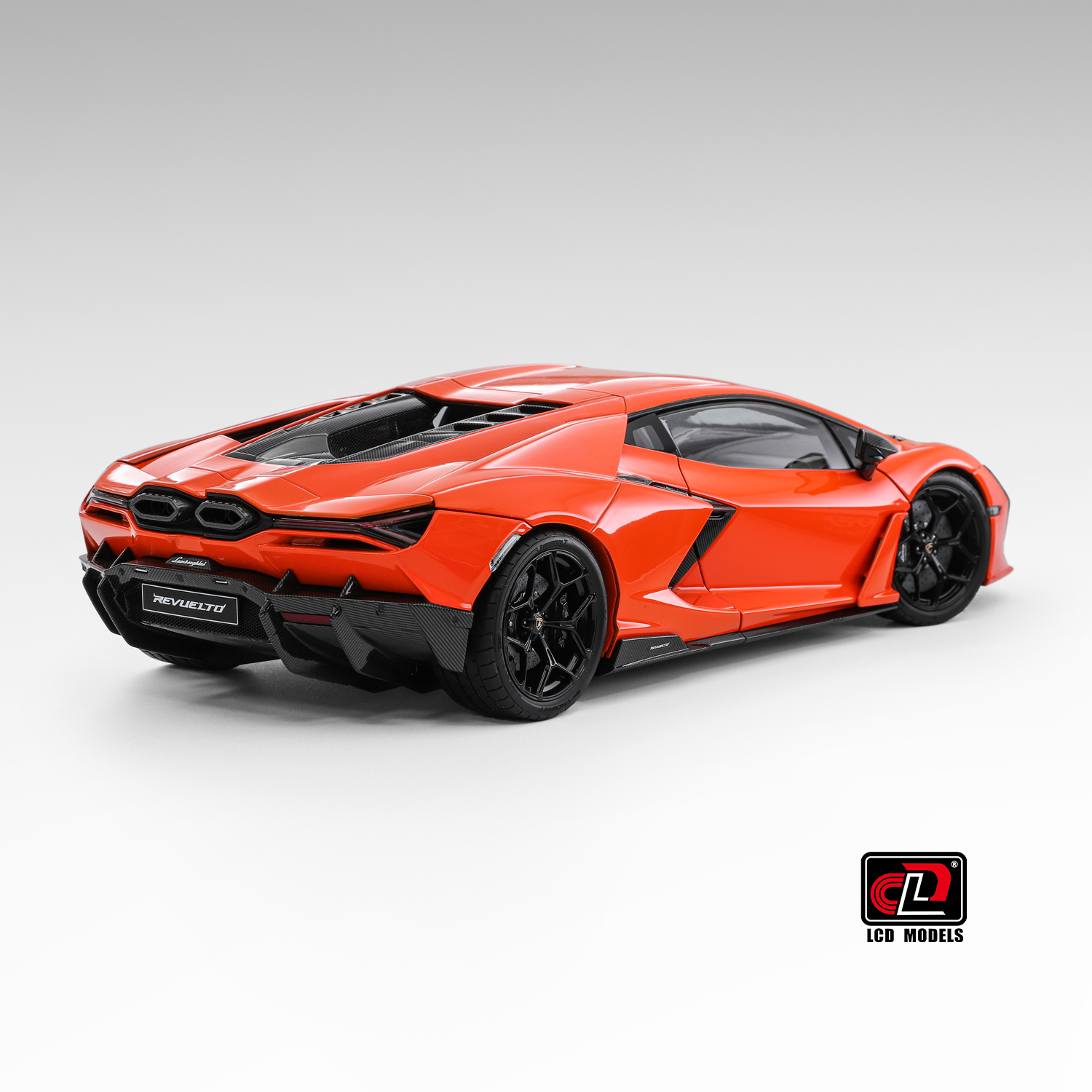 Lamborghini Revuelto orange 1:18 LCD Model