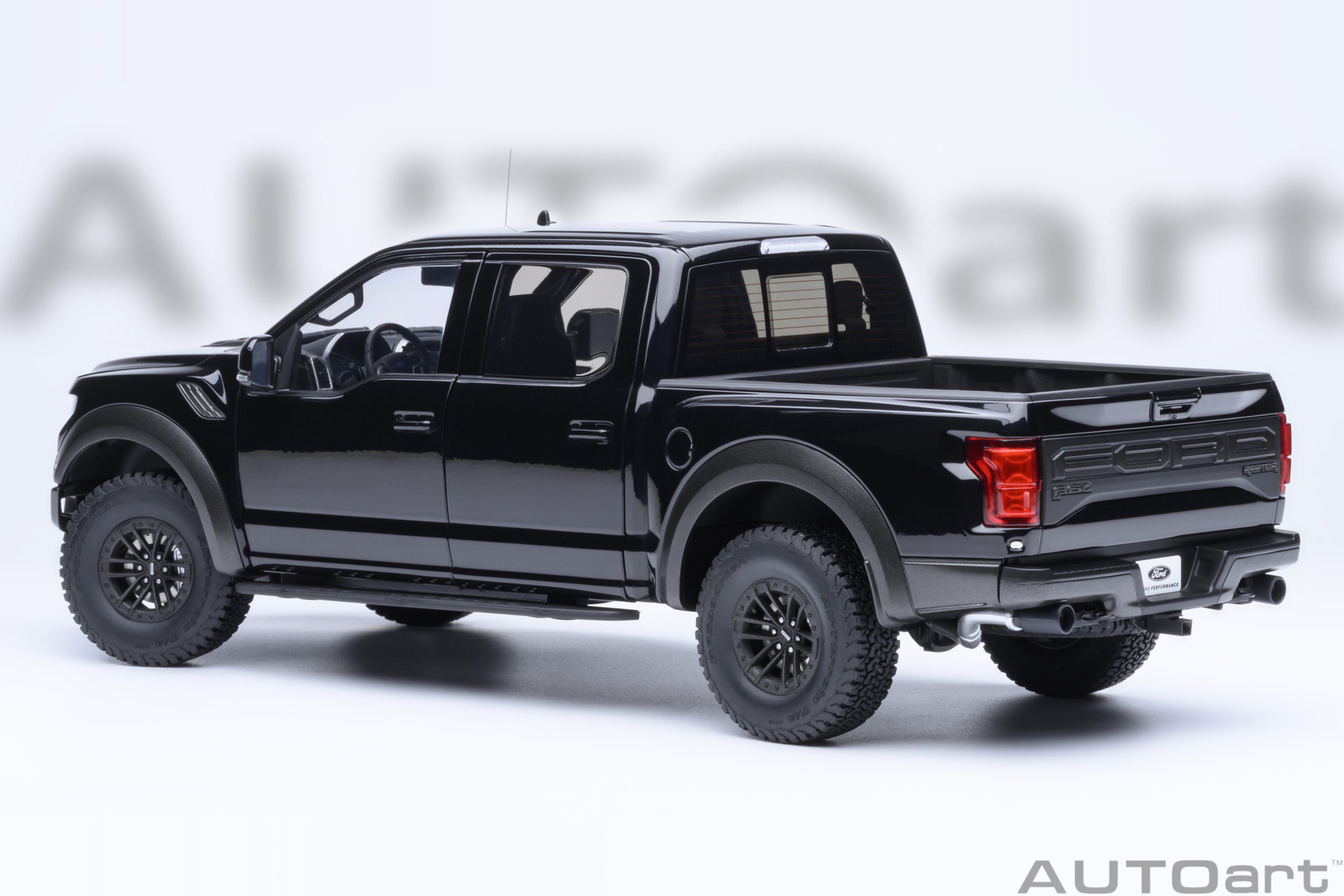 Ford F-150 Raptor Supercrew 2019 agate black 1:18 AUTOart