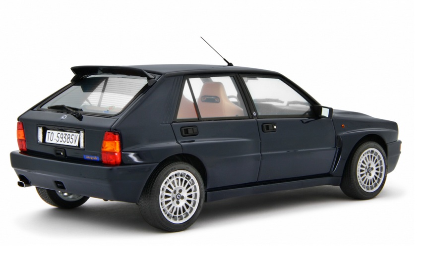 Lancia Delta HF Integrale EVO II 1992-94 dark blue 1:18 Laudoracing Model