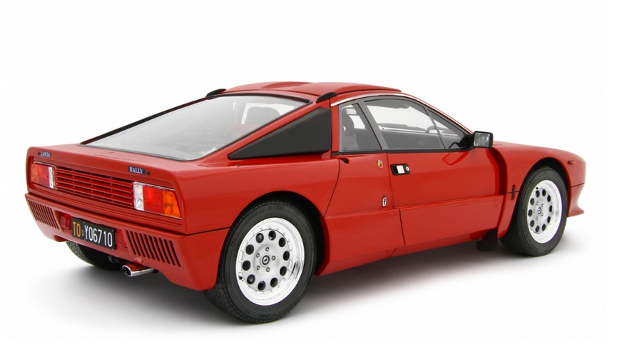 Lancia 037 Stradale 1982 red 1:12 Laudoracing Model