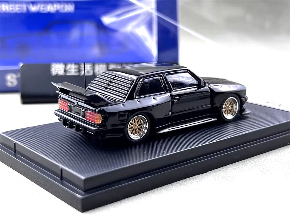 BMW E30 black 1:64 Street Weapon