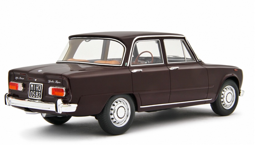 Alfa Romeo Giulia Super 1969 amaranth 1:18 Laudoracing Model