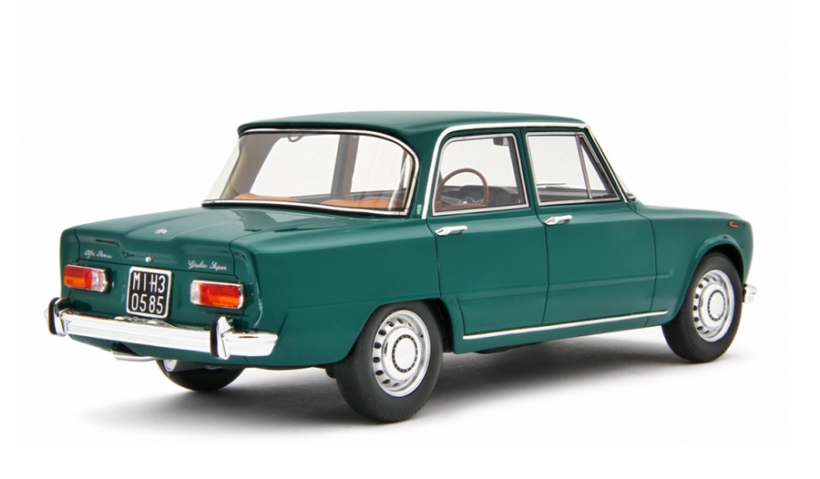 Alfa Romeo Giulia Super 1969 green 1:18 Laudoracing Model