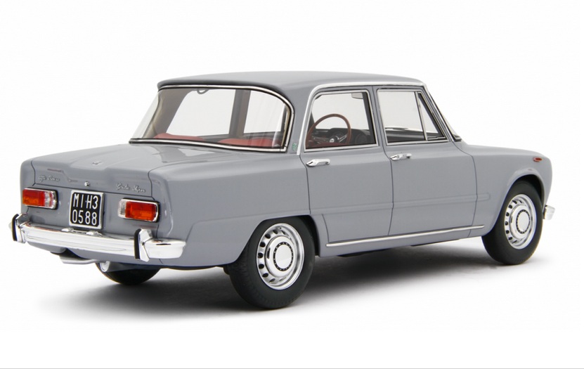 Alfa Romeo Giulia Super 1969 grey 1:18 Laudoracing Model