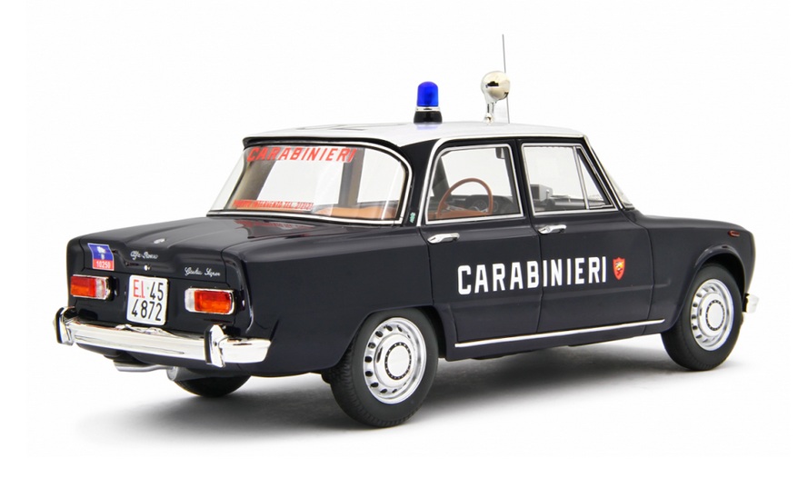 Alfa Romeo Giulia Super 1969 *Carabinieri* blue 1:18 Laudoracing Model