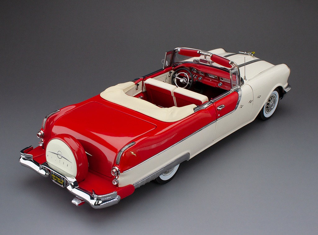 Pontiac Star Chief Open Convertible 1955 bolero red/castle grey 1:18 Sun Star