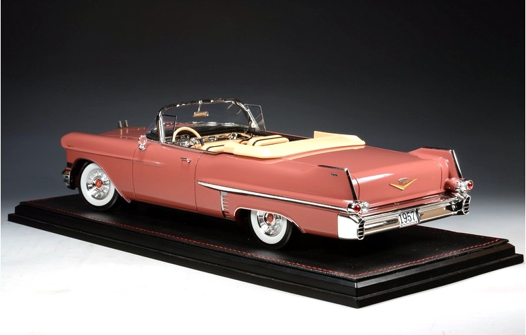Cadillac Series 62 Cabriolet Open 1957 dusty rose metallic 1:18 Stamp Models