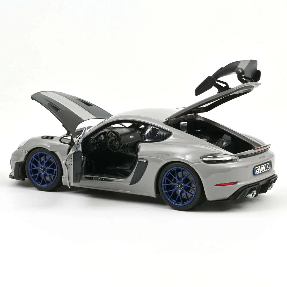 Porsche Cayman GT4 RS with Weissach Package 2023 chalk 1:18 Norev