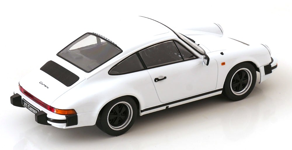 Porsche 911 Carrera Coupe 1983 white 1:18 KK Scale