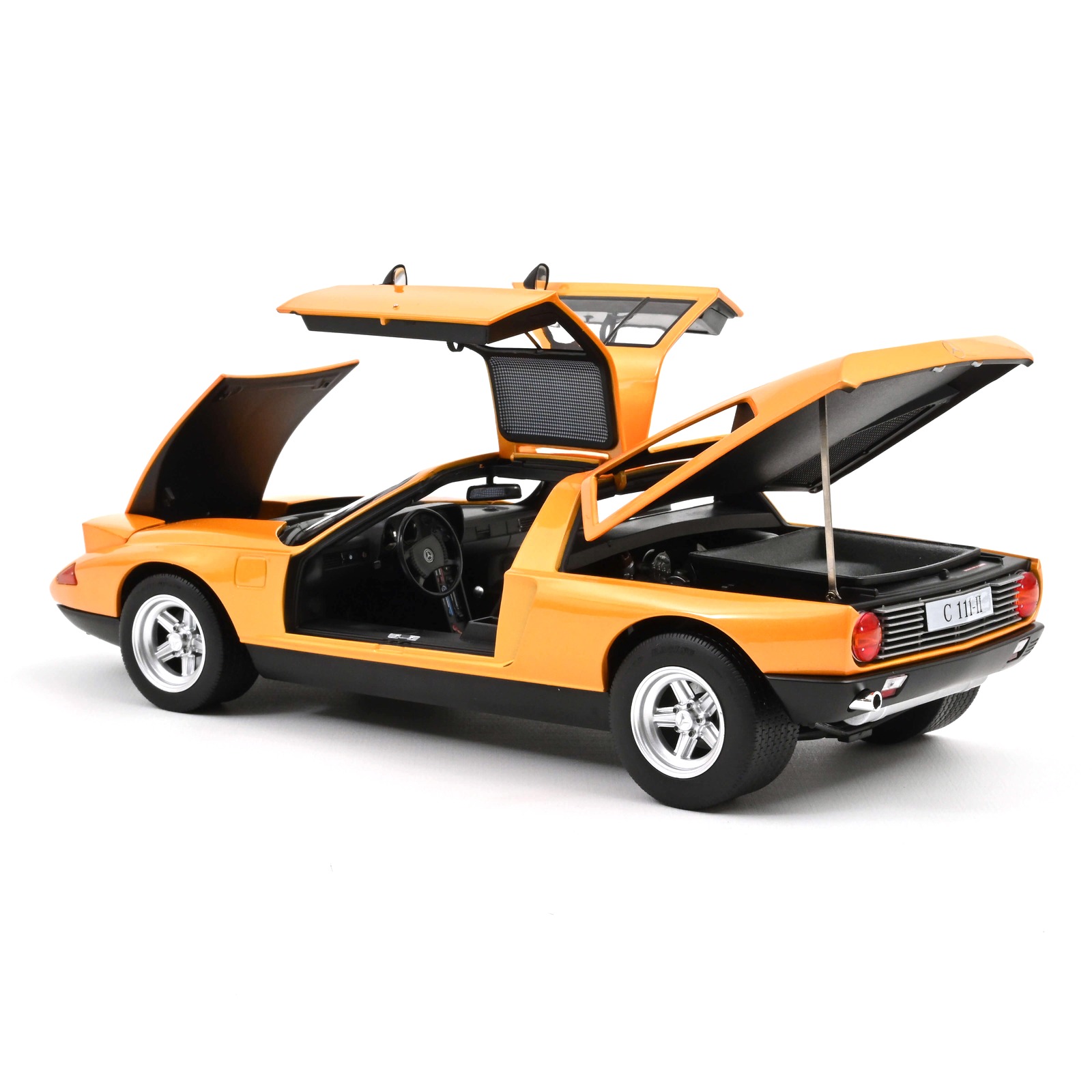 Mercedes-Benz C111/2 1969 orange 1:18 Norev