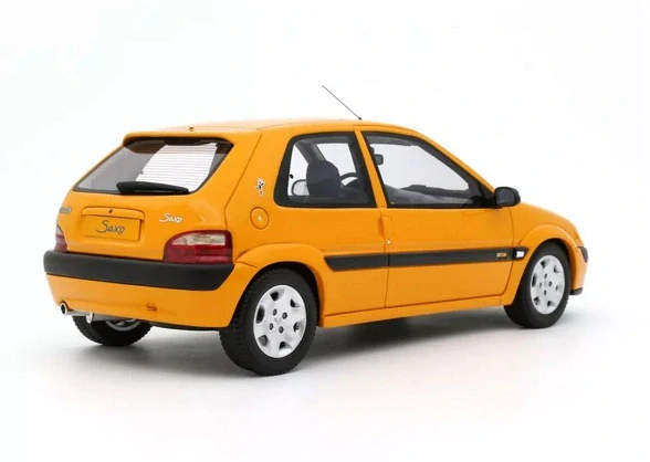 Citroën Saxo 1.4 BIC Phase 2 2000 orange mango 1:18 OttOmobile
