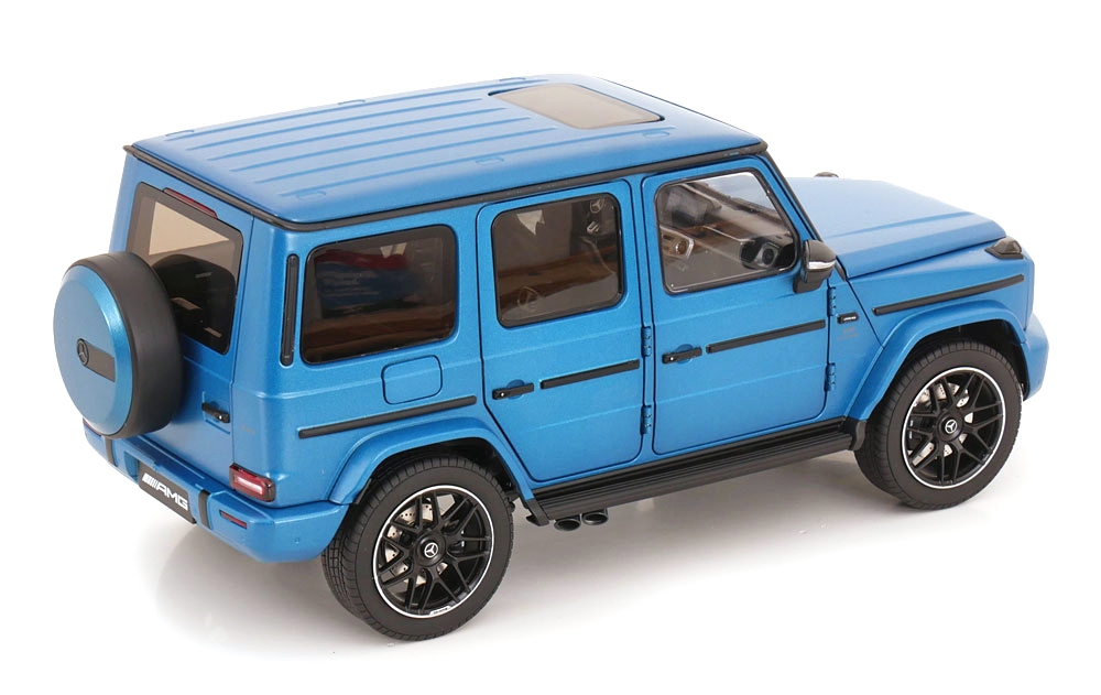 Mercedes-AMG G 63 (W465) Hyper Blue Magno 1:18 NZG