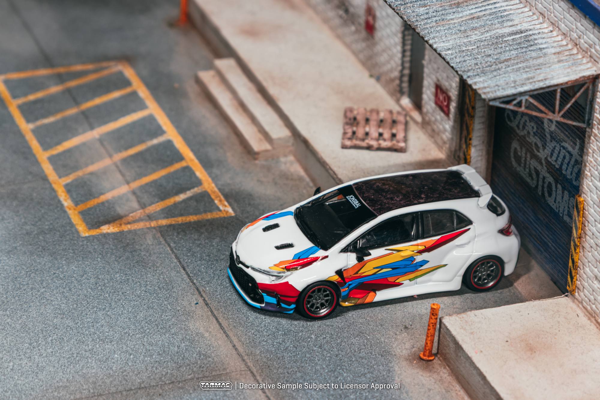 Toyota Corolla GR Widebody 2025 white 1:64 Tarmac