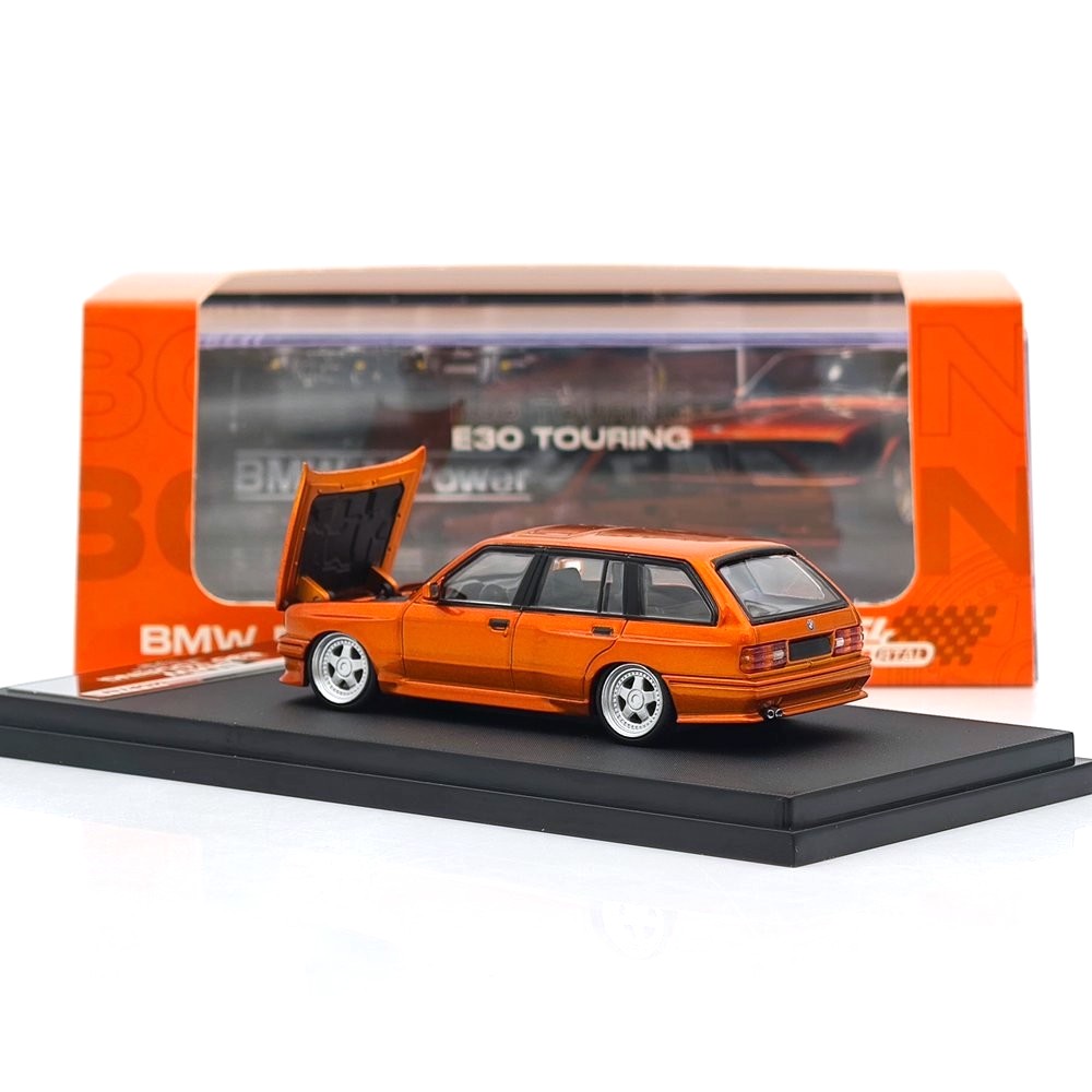 BMW E30 Touring Wagon Wide-Body orange 1:64 Mortal Model