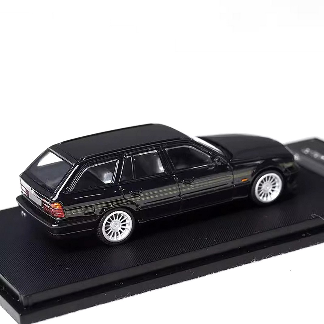 BMW E34 Alpina B10 Touring pearl black 1:64 Mortal Model