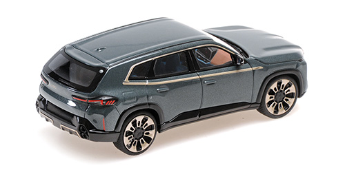 BMW XM 2023 green metallic 1:43 Minichamps