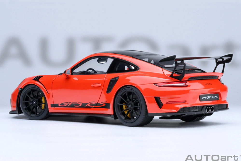 Porsche 911 GT3RS 2017 Weissach Package lava orange 1:18 AUTOart