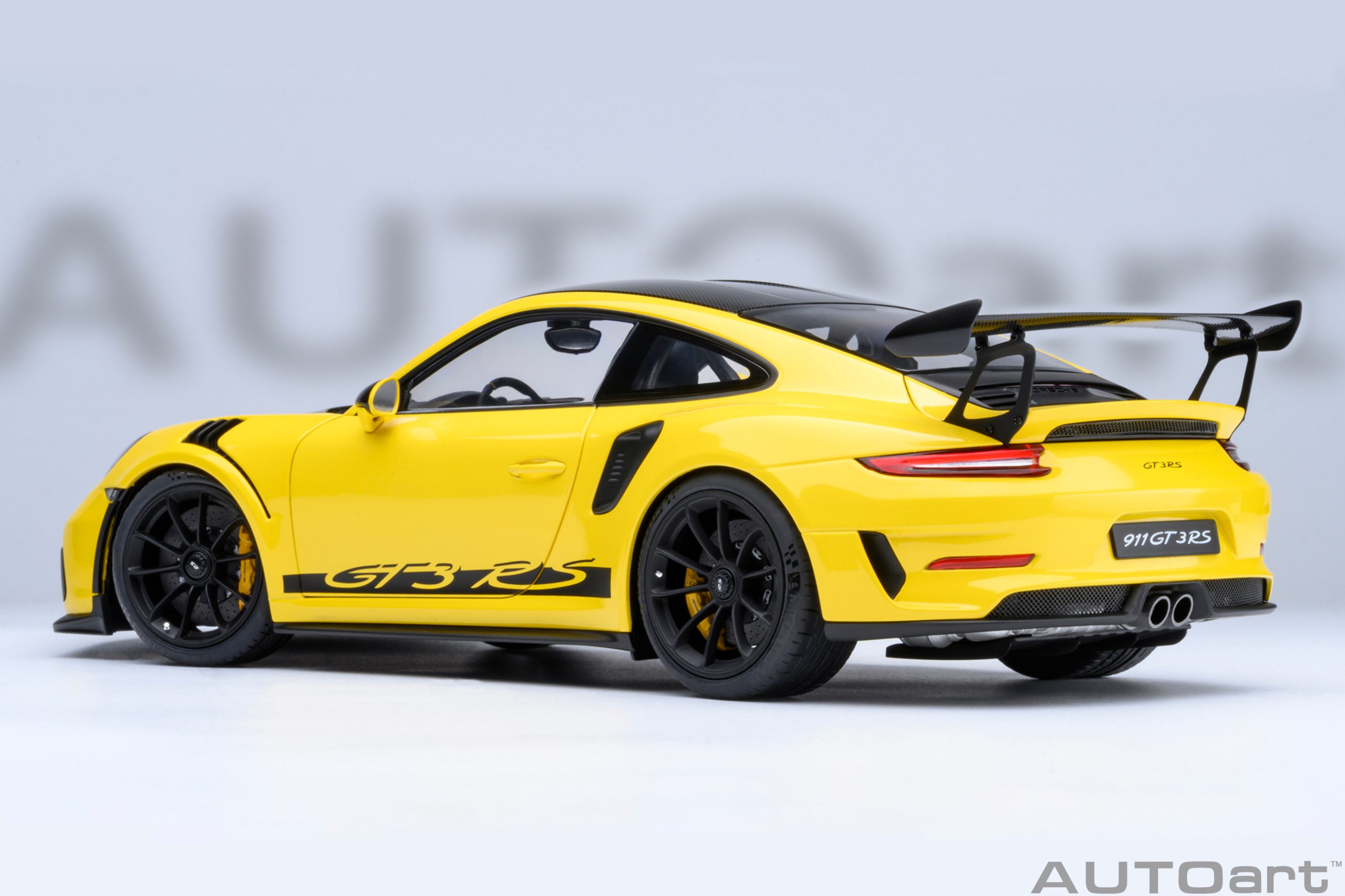 Porsche 911 GT3RS 2017 Weissach Package racing yellow 1:18 AUTOart