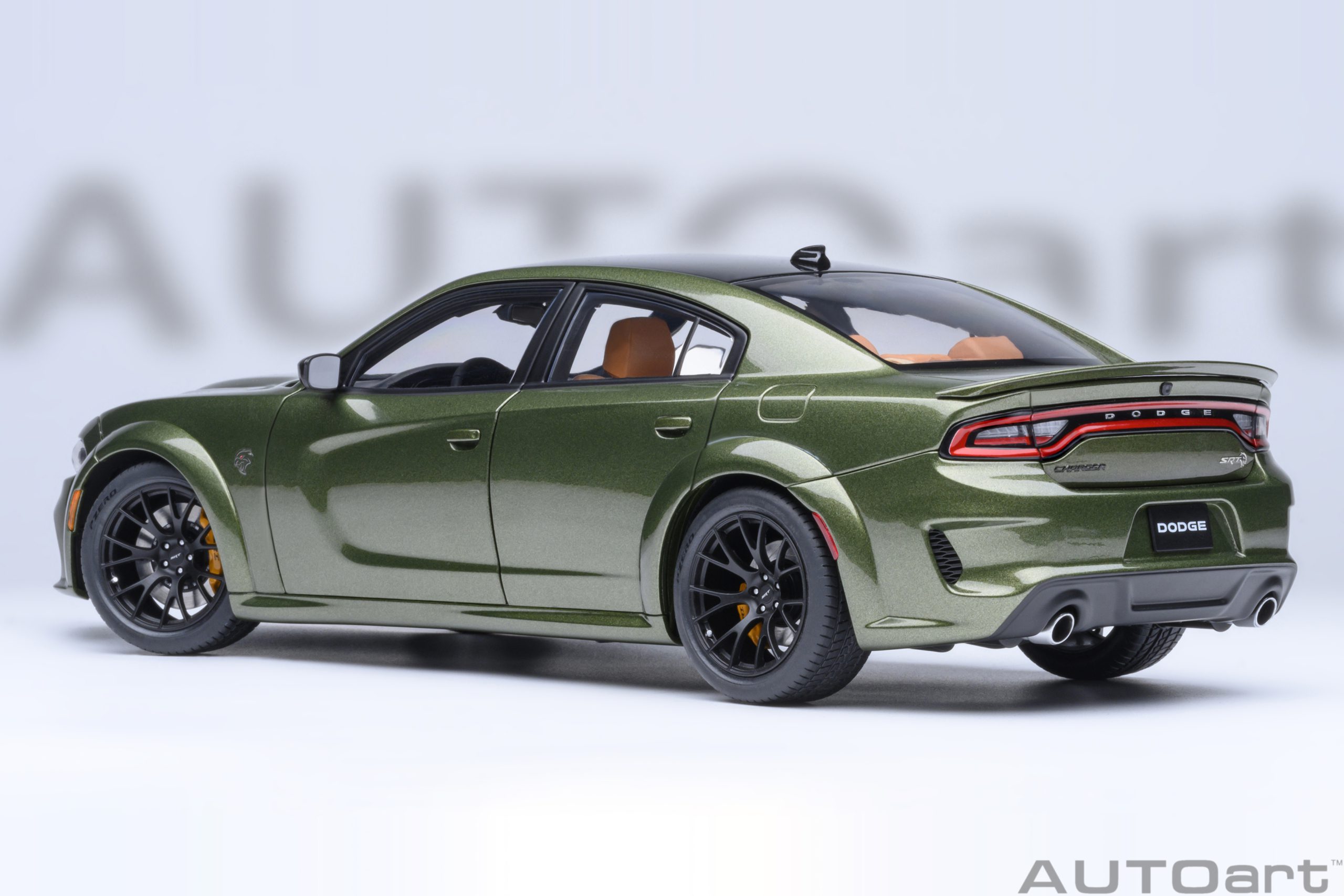 Dodge Charger SRT Hellcat Redeye Jailbreak Coupe 2023 F8 green 1:18 AUTOart