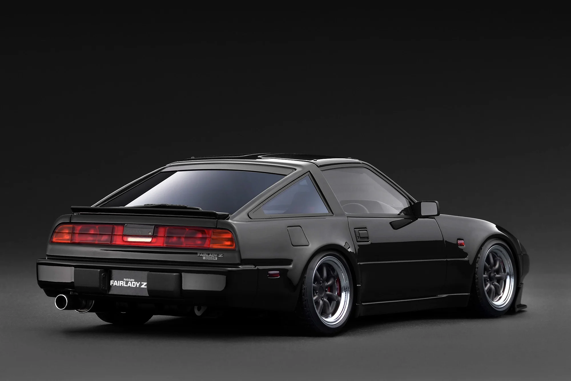 Nissan Fairlady Z 2-Seater 300ZR Z31 black 1:18 Ignition Model