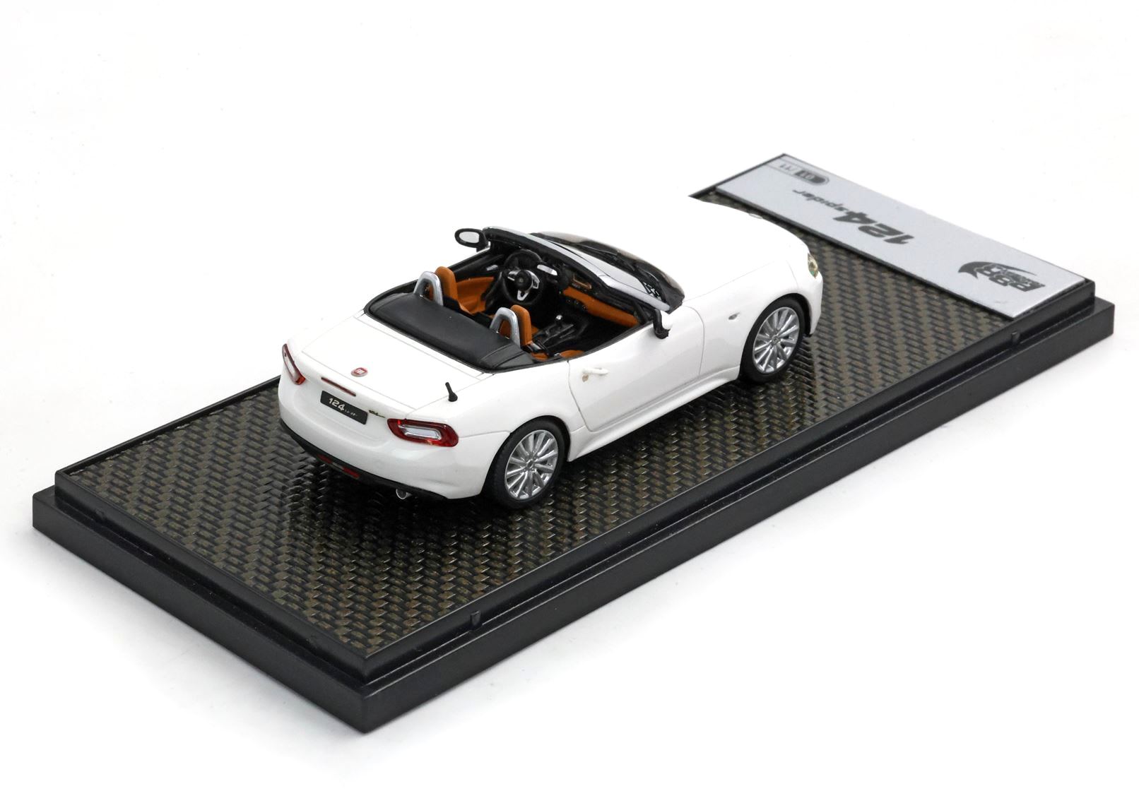 Fiat 124 Spider Bianco Gelato 1:43 B.B.R.