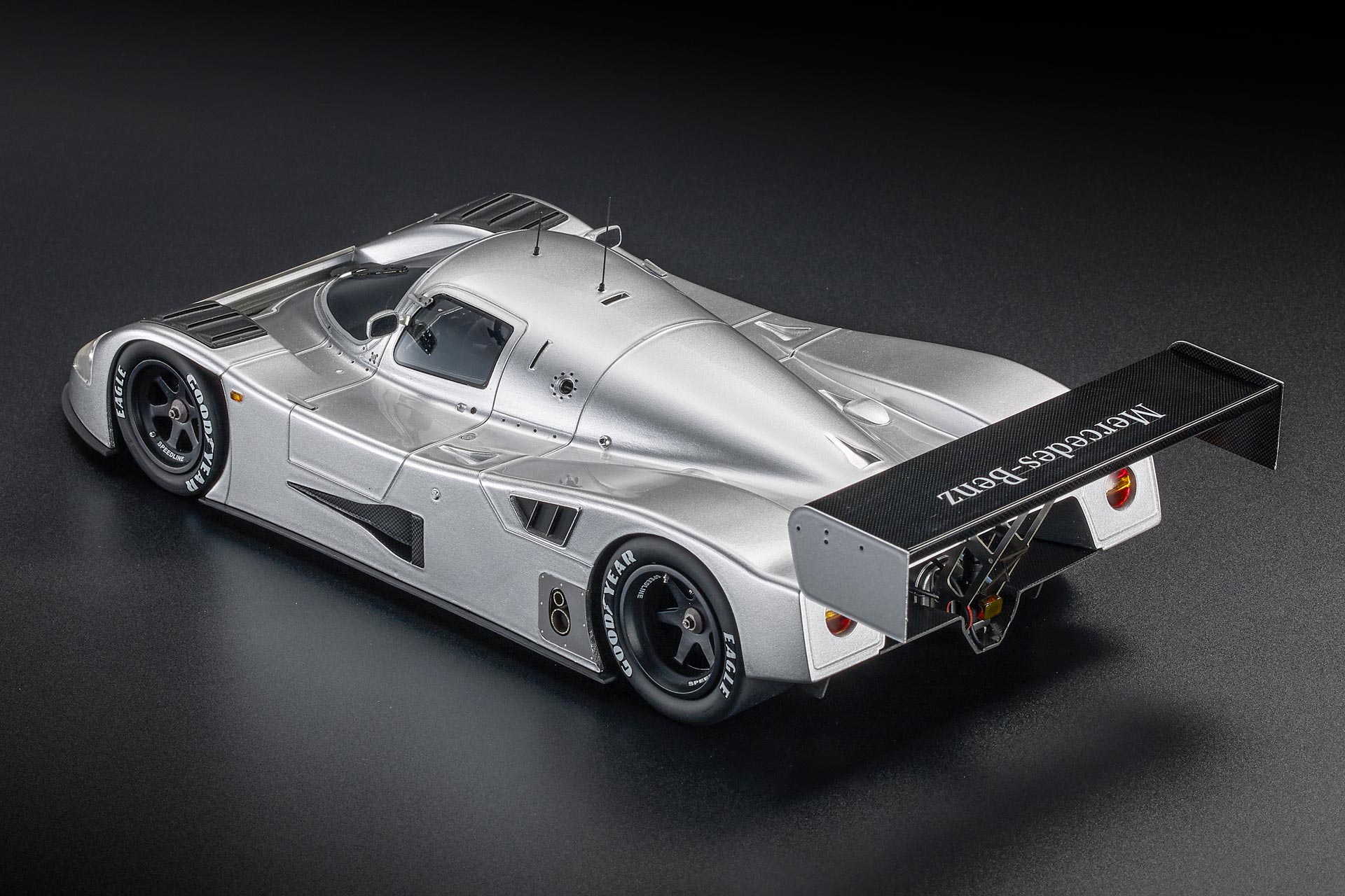 Mercedes-Benz C11 5.0L V8 Twin Turbo Press Version 1991 silver 1:18 Top Marques Collectibles