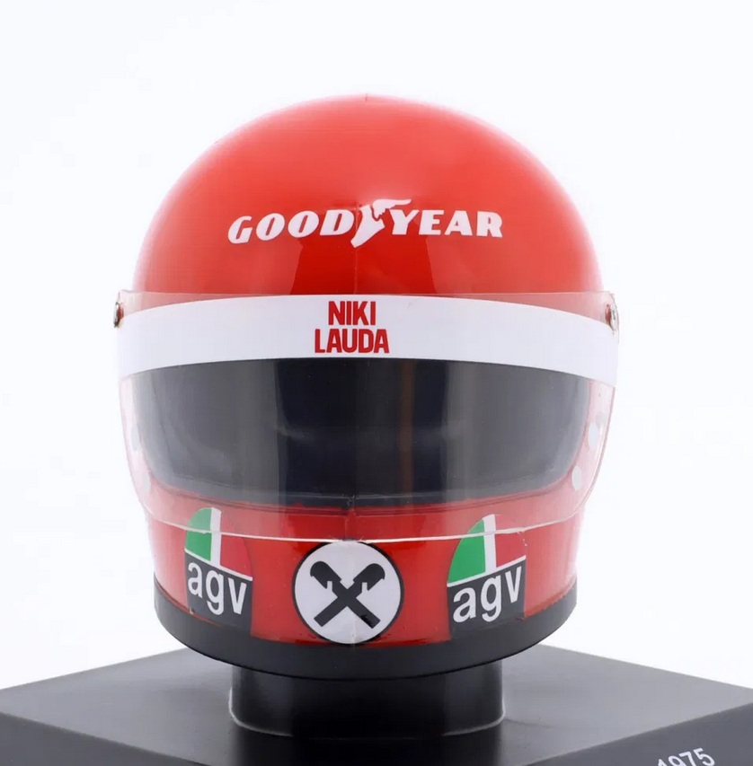 Helmet - N.Lauda #12 Ferrari F1 World Champion 1975 1:5 Spark Editions
