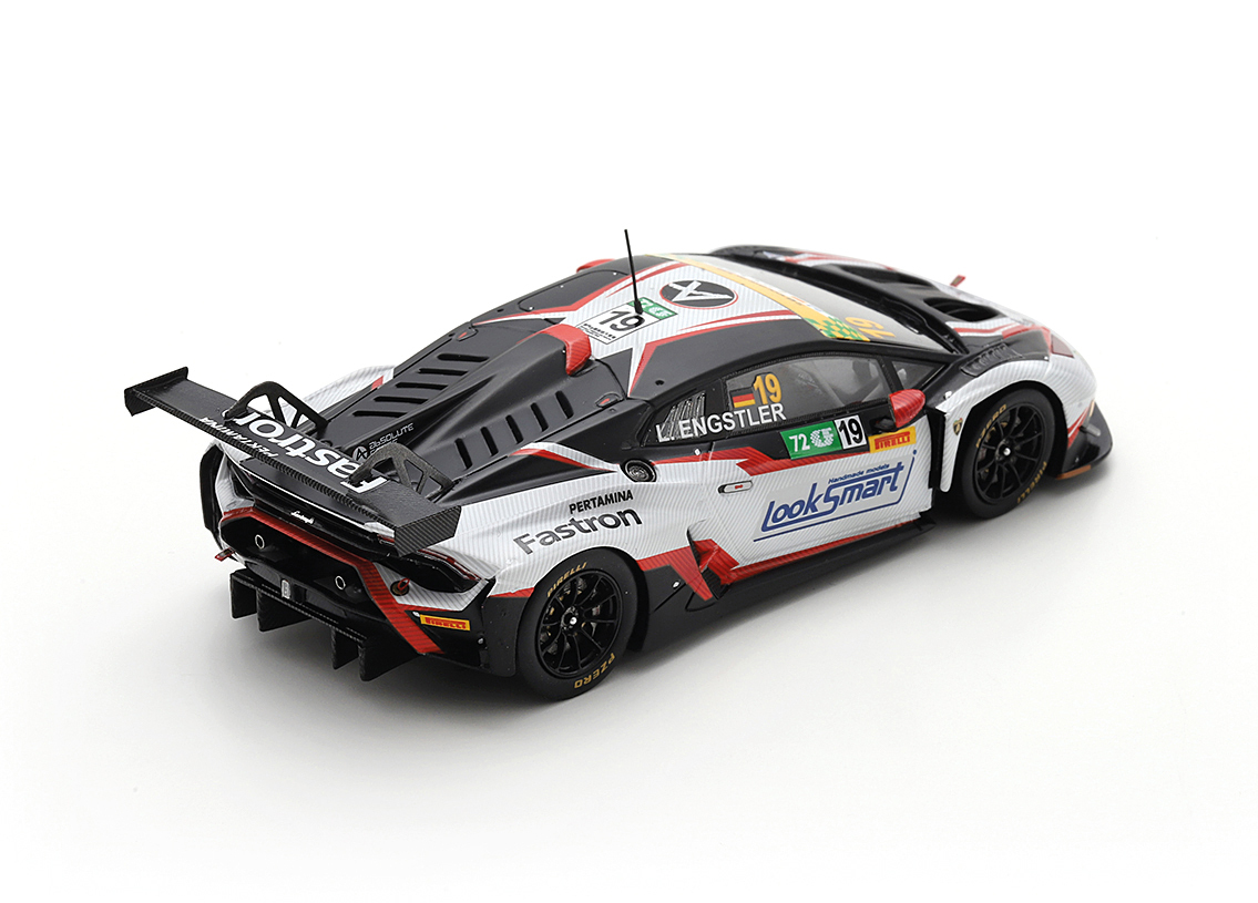 Lamborghini Huracan GT3 EVO 2 Absolute Corse #19 L.Engstler Macau GT Cup FIA GT World Cup 2025 1:43 Spark